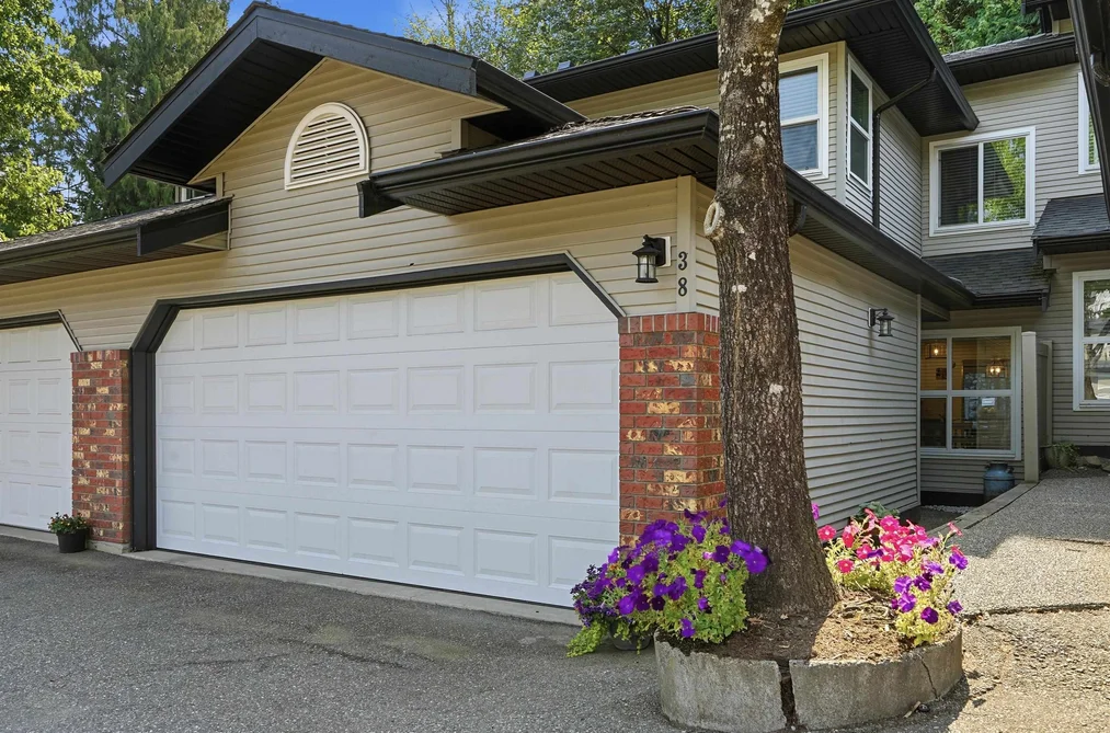 Townhouse for sale at 38 36060 Old Yale Road Abbotsford British Columbia - MLS: R3154781