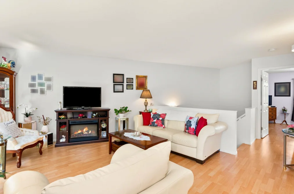 38 5761 WHARF AVENUE, Sechelt BC V0N 3A0, Sechelt BC — Residential for Sale - Photo 5