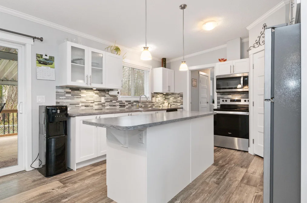 38 59060 LOUGHEED HIGHWAY, Hope BC V0X 1L3, Hope BC — Residential for Sale - Photo 2