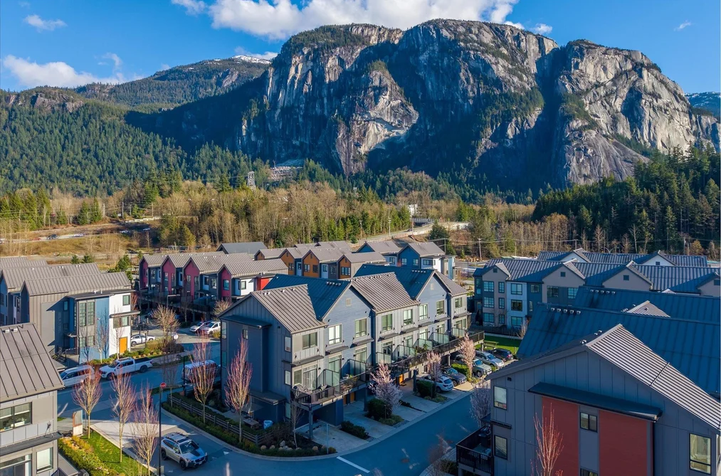 38014 KEEL WAY, Squamish BC V8B 2A1, Squamish BC — Residential for Sale - Photo 2