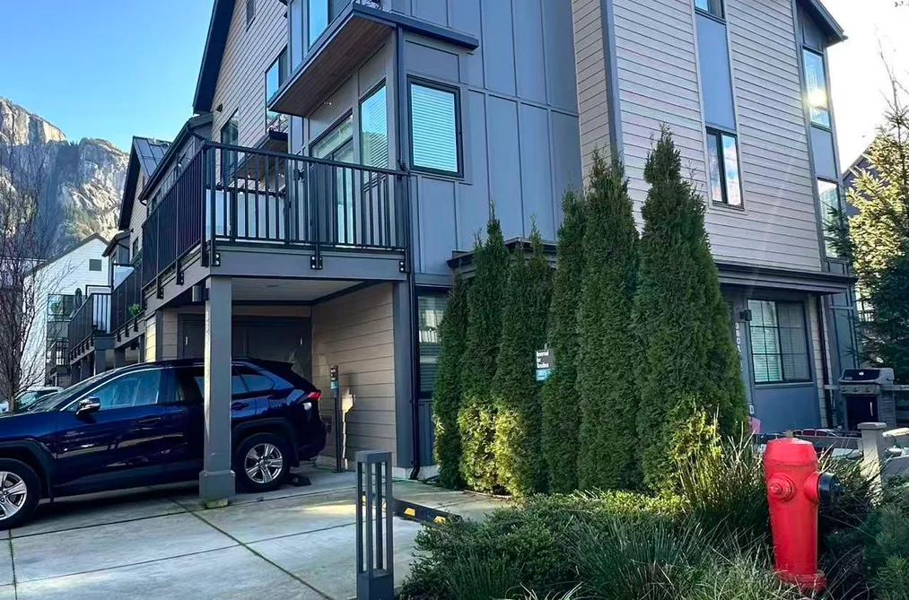 38015 FAIRWATER PLACE, Squamish BC V8B 2A1, Squamish BC — Residential for Sale - Photo 3