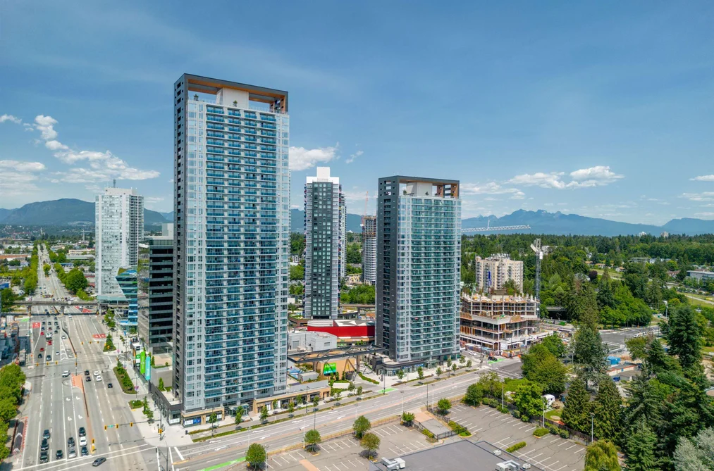 Condo for sale at 3803 13615 Fraser Highway Surrey British Columbia - MLS: R3095675