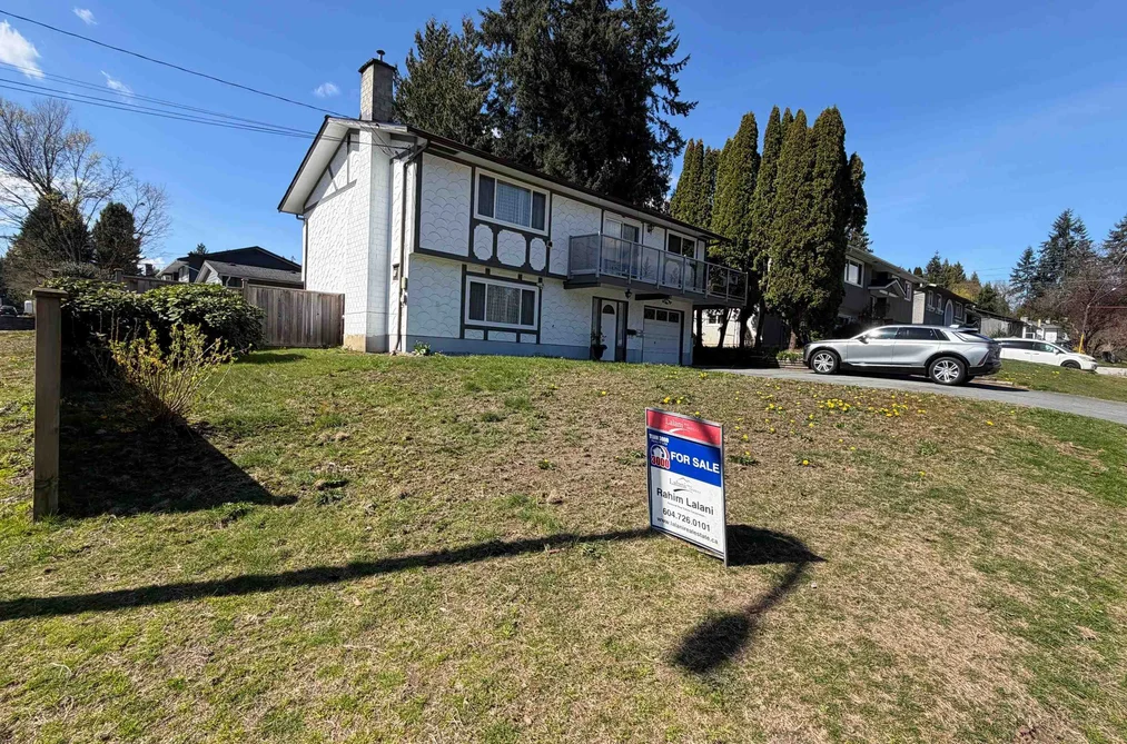 House for sale at 3803 Wellington Street Port Coquitlam British Columbia - MLS: R3105244