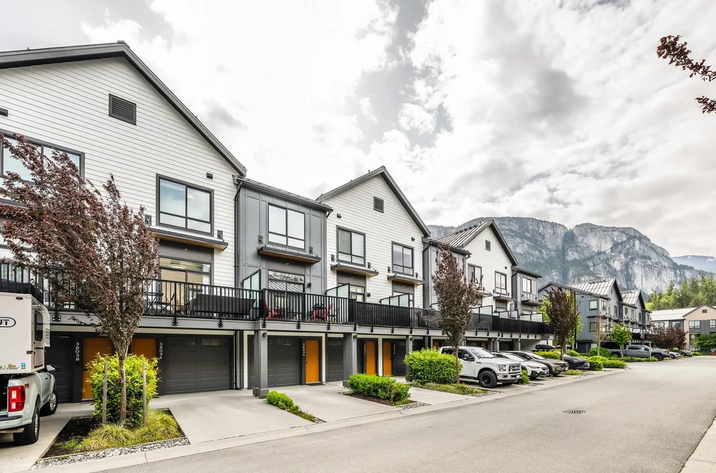 38036 KEEL WAY, Squamish BC V8B 2A1, Squamish BC — Residential for Sale - Photo 2
