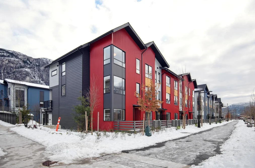 Townhouse for sale at 38087 Helm Way Squamish British Columbia - MLS: R3077575
