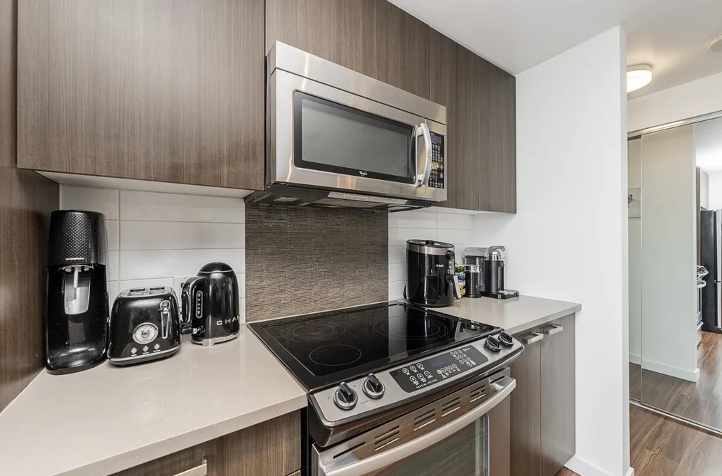 3809-13325 102A Avenue, Surrey, BC - Condo for Sale - Photo 12 of 40 3809-13325 102A Avenue, Surrey, BC - Condo for Sale - Photo 12 of 40