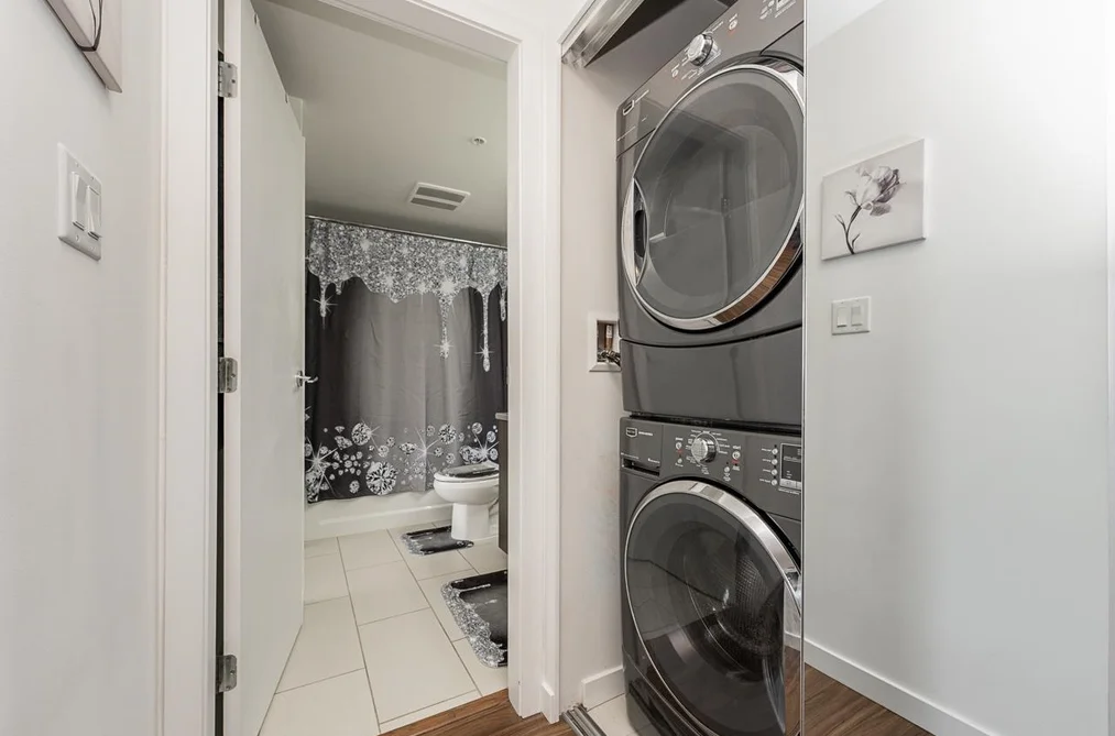 3809-13325 102A Avenue, Surrey, BC - Condo for Sale - Photo 24 of 40 3809-13325 102A Avenue, Surrey, BC - Condo for Sale - Photo 24 of 40