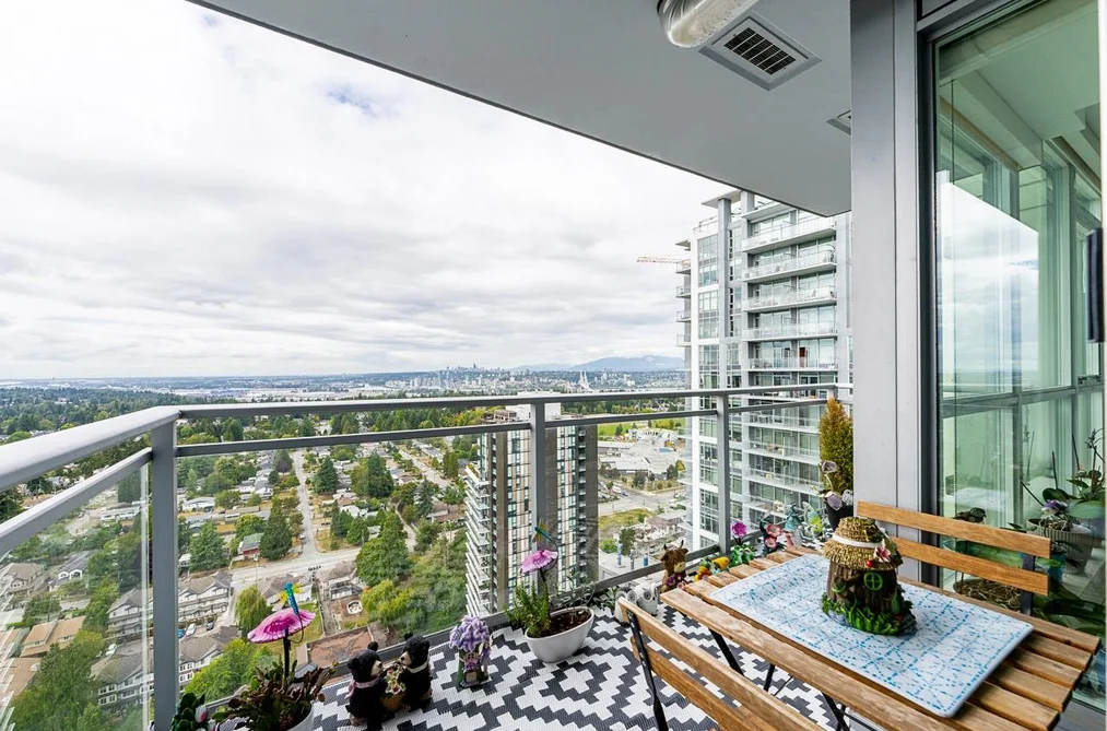 3809-13325 102A Avenue, Surrey, BC - Condo for Sale - Photo 25 of 40 3809-13325 102A Avenue, Surrey, BC - Condo for Sale - Photo 25 of 40