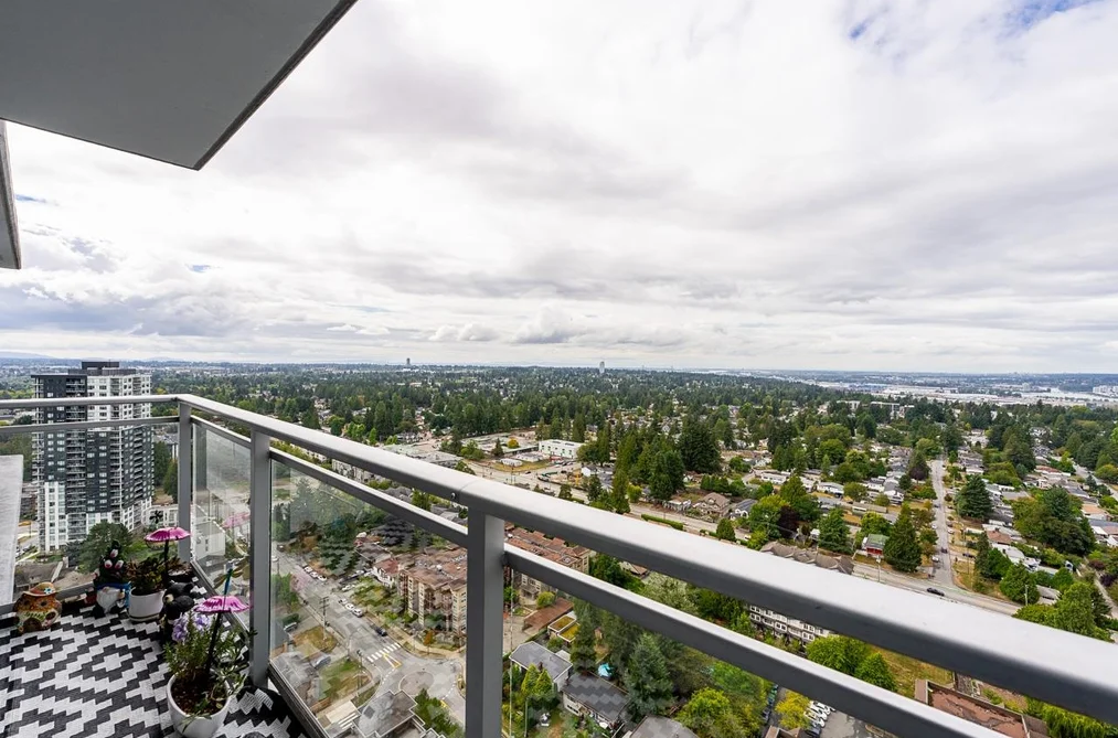 3809-13325 102A Avenue, Surrey, BC - Condo for Sale - Photo 27 of 40 3809-13325 102A Avenue, Surrey, BC - Condo for Sale - Photo 27 of 40