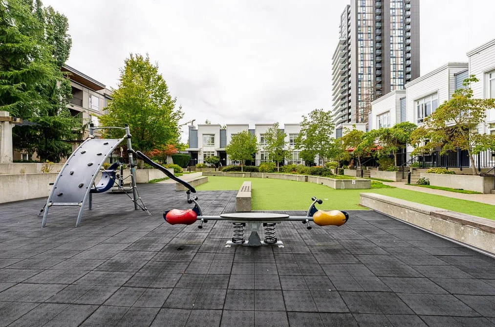 3809-13325 102A Avenue, Surrey, BC - Condo for Sale - Photo 39 of 40 3809-13325 102A Avenue, Surrey, BC - Condo for Sale - Photo 39 of 40