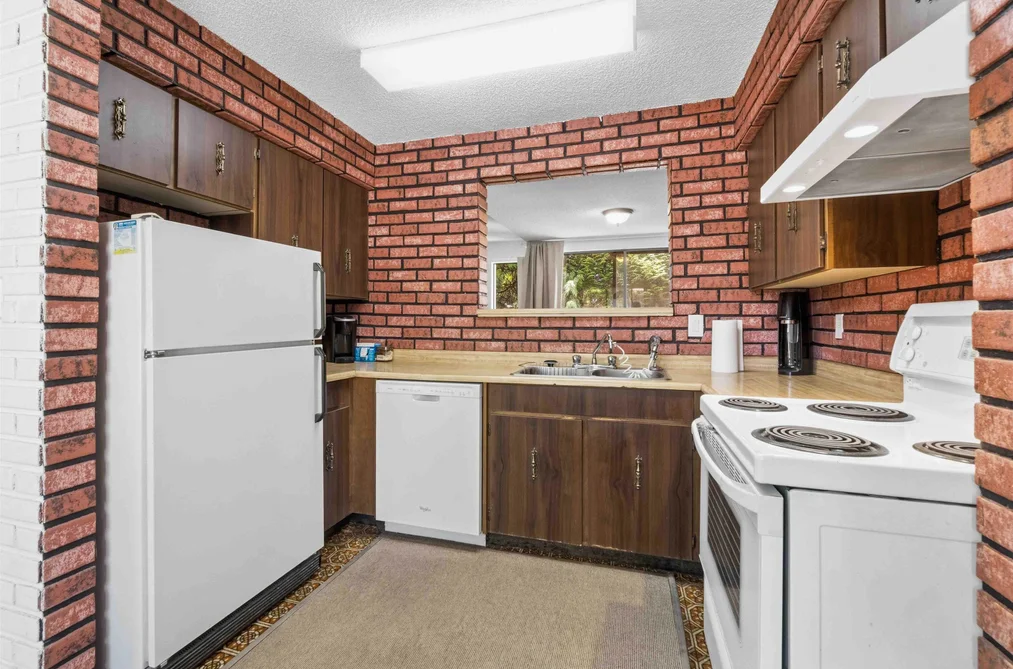 3811 GARDEN GROVE DRIVE, Burnaby BC V5G 4A6, Burnaby BC — Residential for Sale — Photo 13 of 40