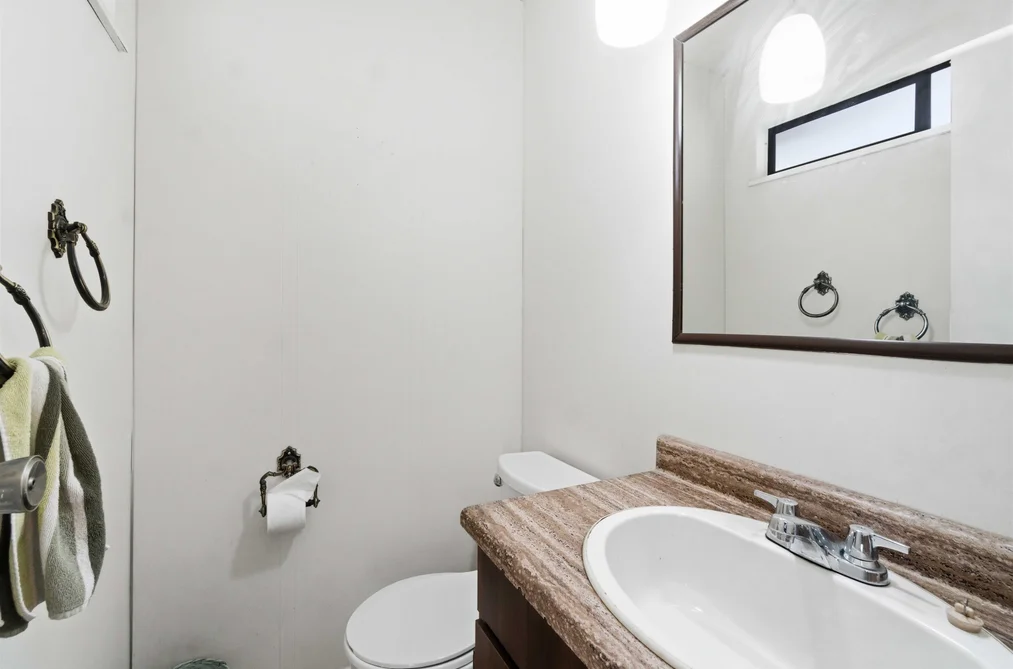 3811 GARDEN GROVE DRIVE, Burnaby BC V5G 4A6, Burnaby BC — Residential for Sale — Photo 15 of 40