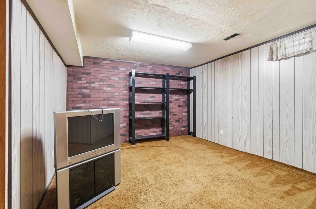 3811 GARDEN GROVE DRIVE, Burnaby BC V5G 4A6, Burnaby BC — Residential for Sale — Photo 30 of 40
