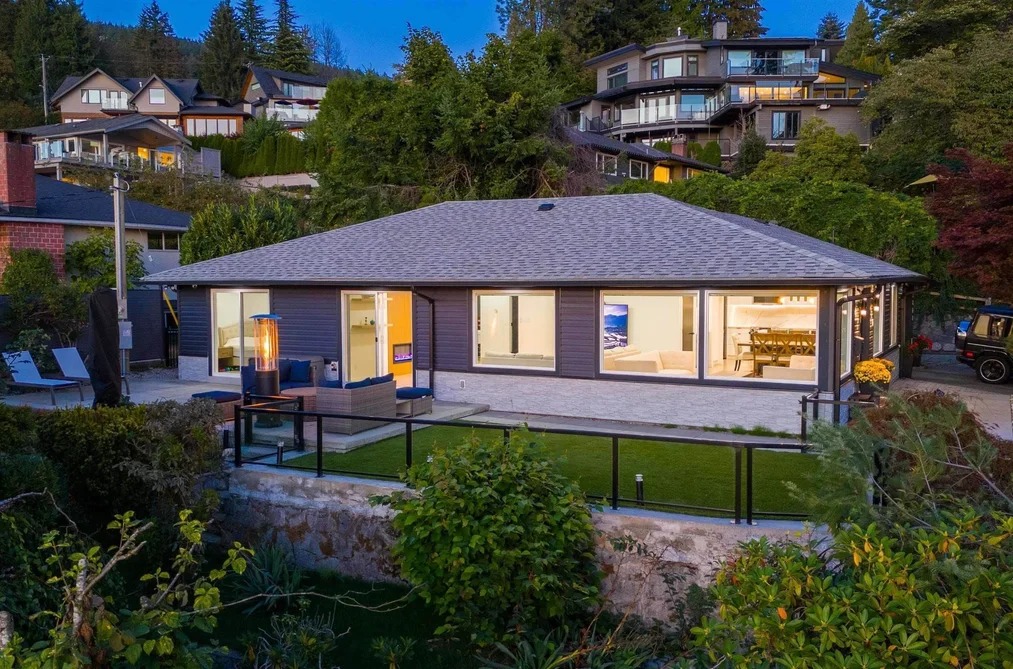 House for sale at 3812 Dalkeith Drive North Vancouver British Columbia - MLS: R3122182