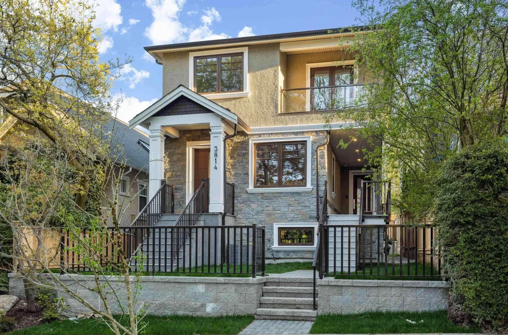 Half Duplex for sale at 3812 W 15th Avenue Vancouver British Columbia - MLS: R3085807