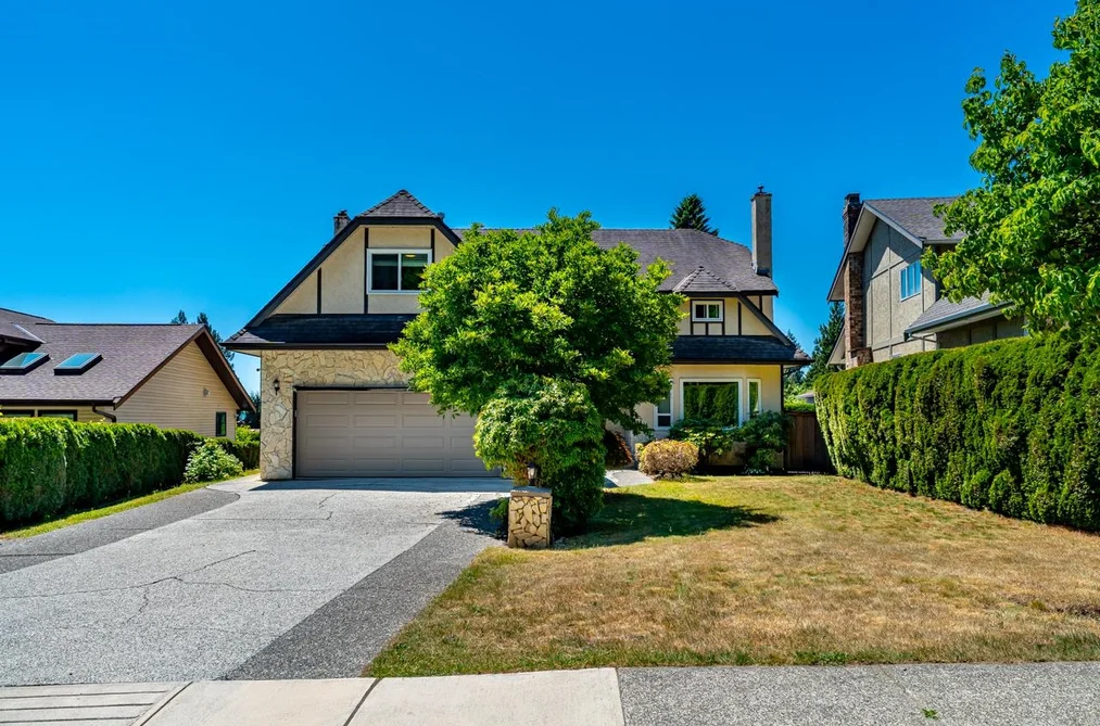 House for sale at 382 Balfour Drive Coquitlam British Columbia - MLS: R3139157