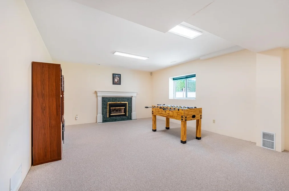 382 BALFOUR DRIVE, Coquitlam BC V3K 6C5, Coquitlam BC — Residential for Sale — Photo 31 of 40