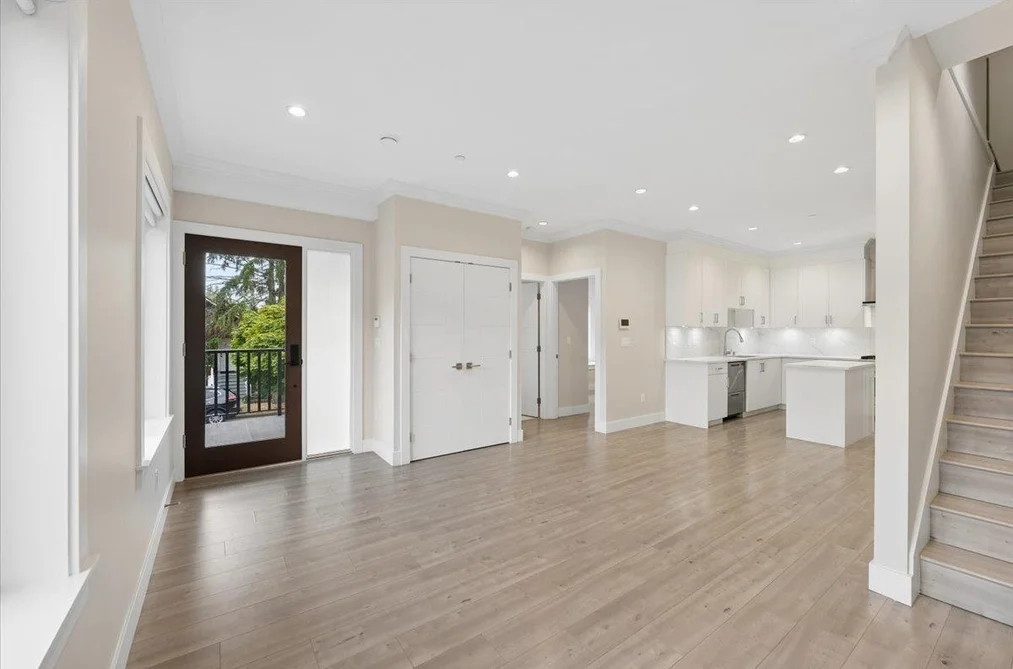 3820 Inverness Street, Vancouver, BC - Half Duplex for Sale - Photo 2 of 38