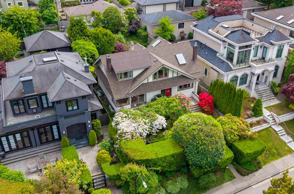 3820 W 12TH AVENUE, Vancouver BC V6R 2N8, Vancouver BC — Residential for Sale - Photo 2
