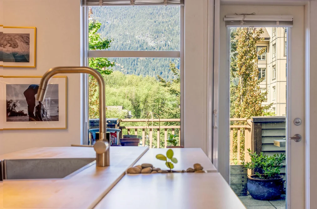 38228 EAGLEWIND BOULEVARD, Squamish BC V8B 0T2, Squamish BC — Residential for Sale - Photo 3