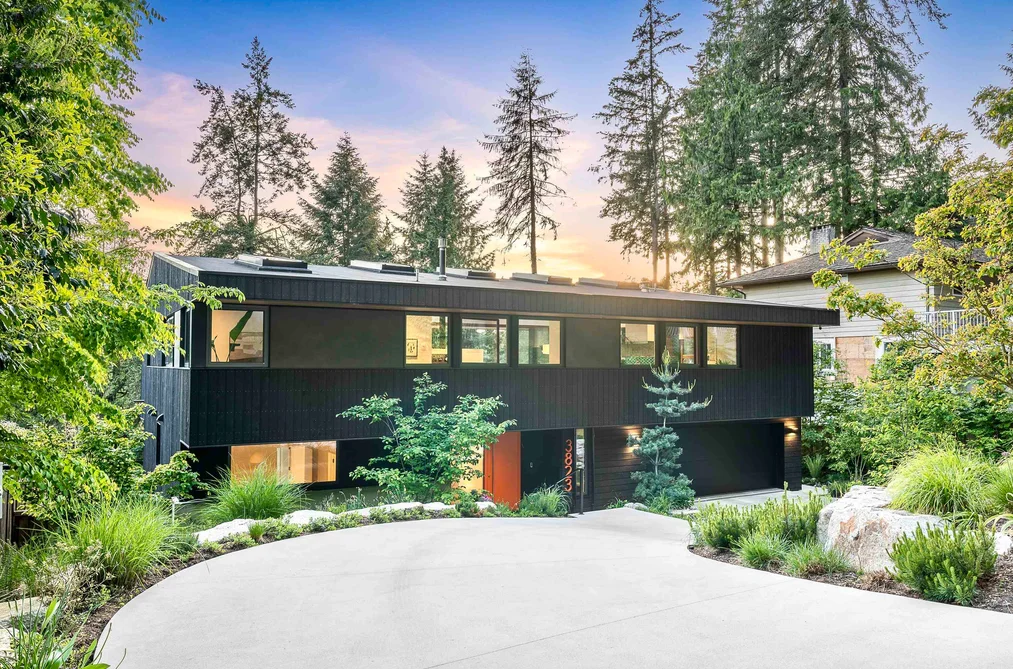 3823 BAYRIDGE AVENUE, West Vancouver BC V7V 3J3, West Vancouver BC — Residential for Sale - Photo 2