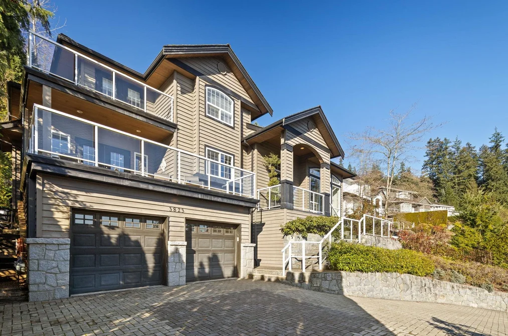 3823 MICHENER WAY, North Vancouver BC V7K 3C7, North Vancouver BC — Residential for Sale - Photo 4