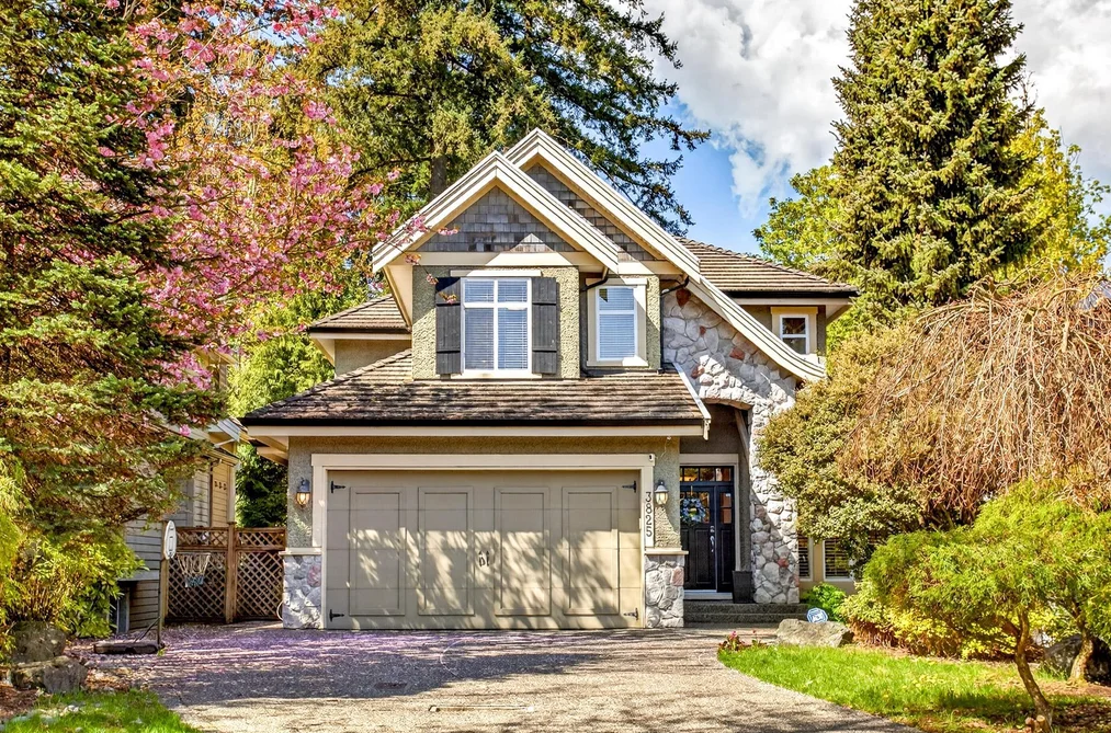 House for sale at 3825 154 Street Surrey British Columbia - MLS: R3115764