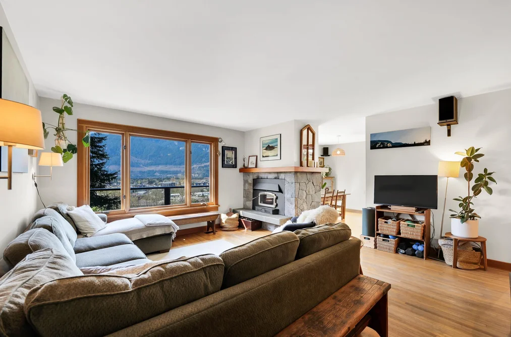38263 VIEW PLACE, Squamish BC V8B 0C8, Squamish BC — Residential for Sale - Photo 4