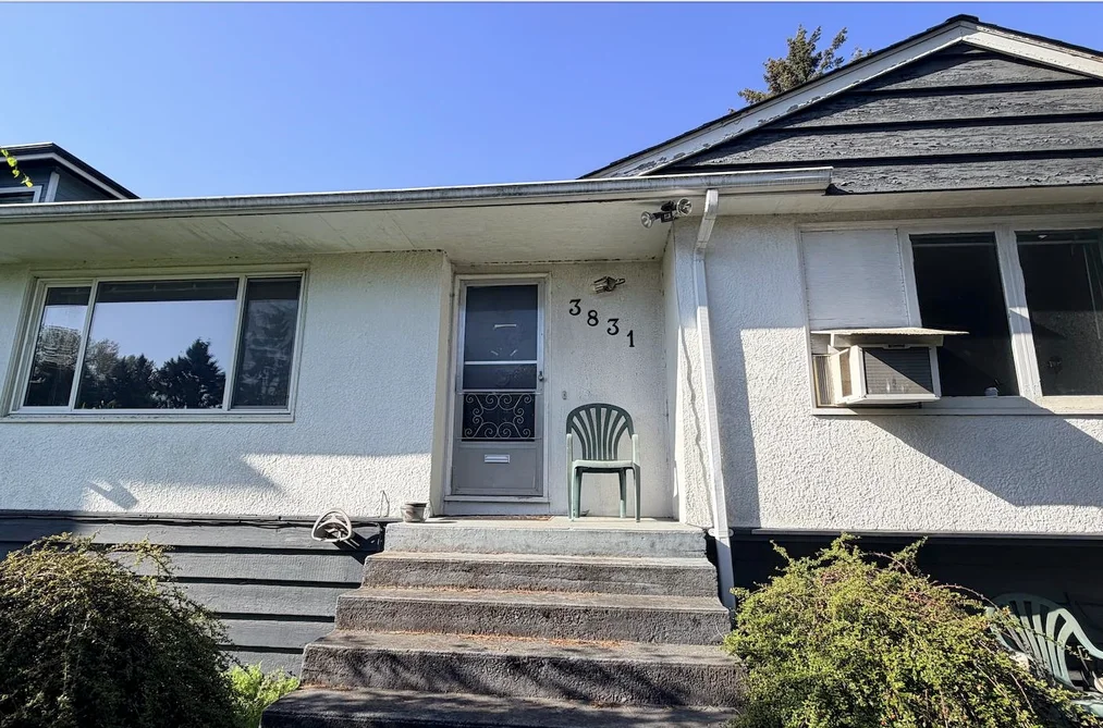 3831 SE MARINE DRIVE, Burnaby BC V5J 3E3, Burnaby BC — Residential for Sale - Photo 2