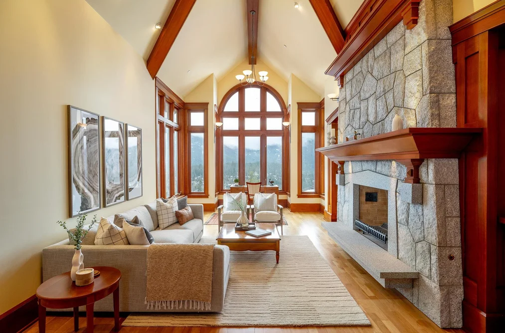 3833 SUNRIDGE DRIVE, Whistler BC V8E 0W1, Whistler BC — Residential for Sale - Photo 2