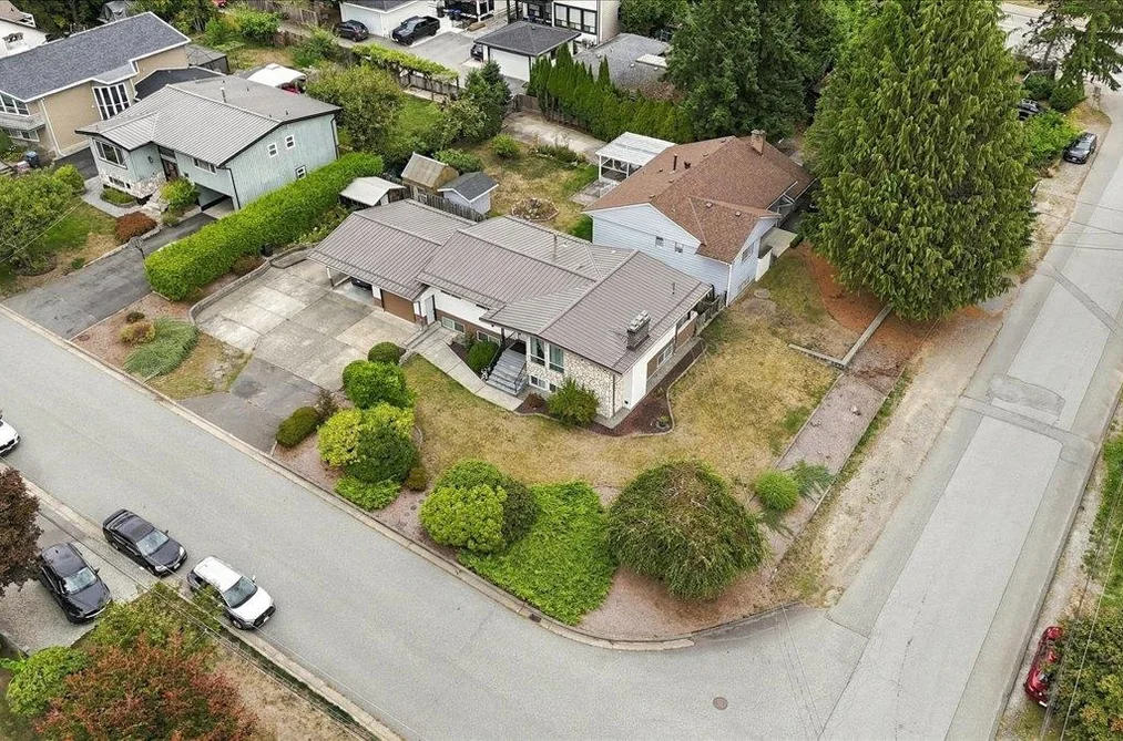 House for sale at 3836 Sefton Street Port Coquitlam British Columbia - MLS: R3165453