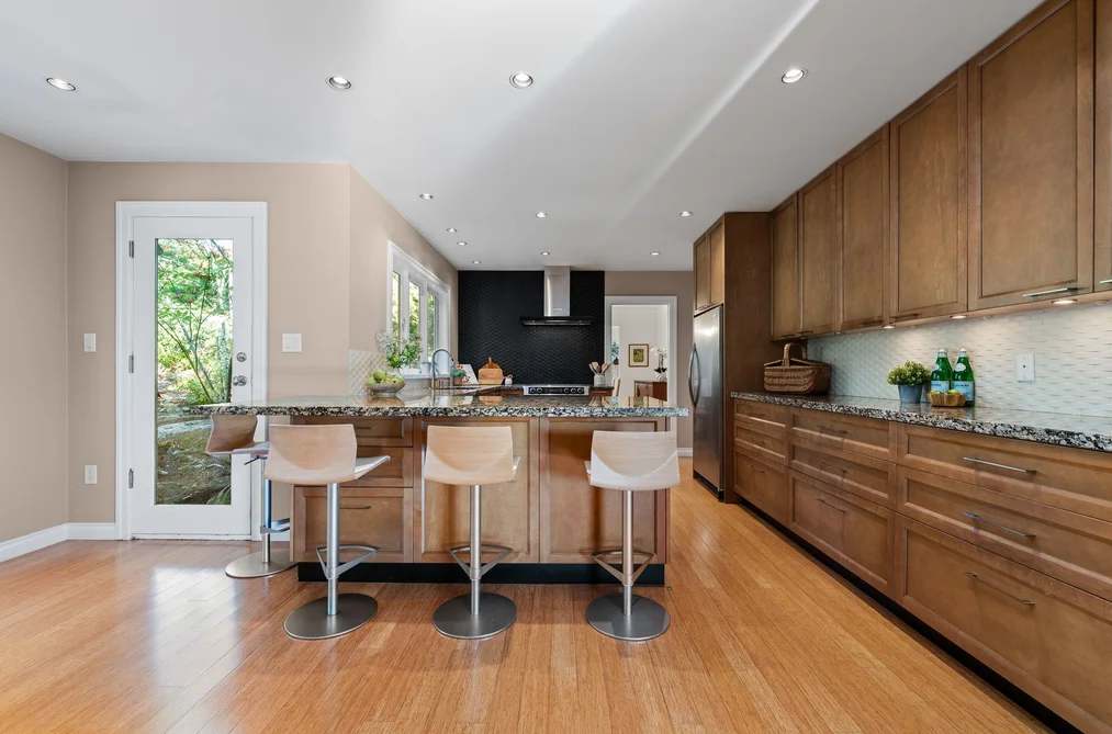 3845 Southridge Avenue, West Vancouver, BC - MLS: R3163380 - Photo 11 3845 Southridge Avenue, West Vancouver, BC - MLS: R3163380 - Photo 11