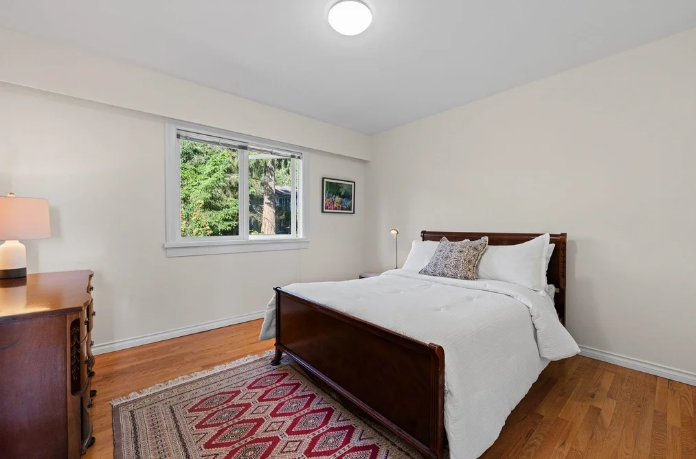 3845 Southridge Avenue, West Vancouver, BC - MLS: R3163380 - Photo 24 3845 Southridge Avenue, West Vancouver, BC - MLS: R3163380 - Photo 24