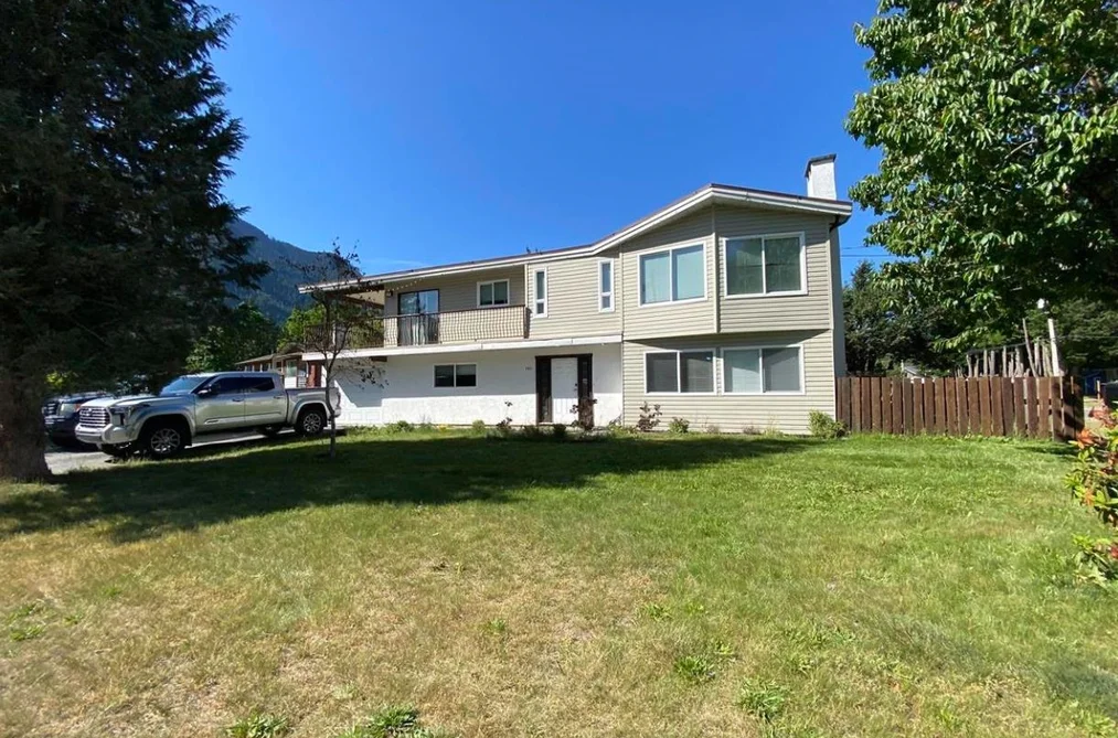 House for sale at 385 Ferry Landing Place Hope British Columbia - MLS: R3017922