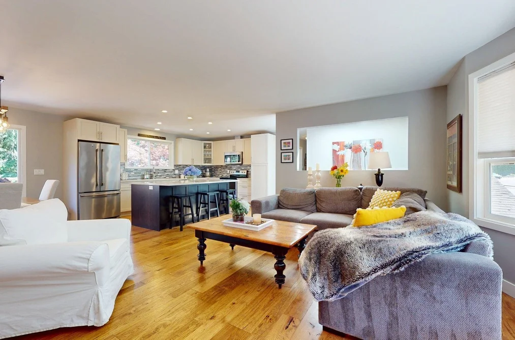 38549 WESTWAY AVENUE, Squamish BC V8B 0W4, Squamish BC — Residential for Sale - Photo 6