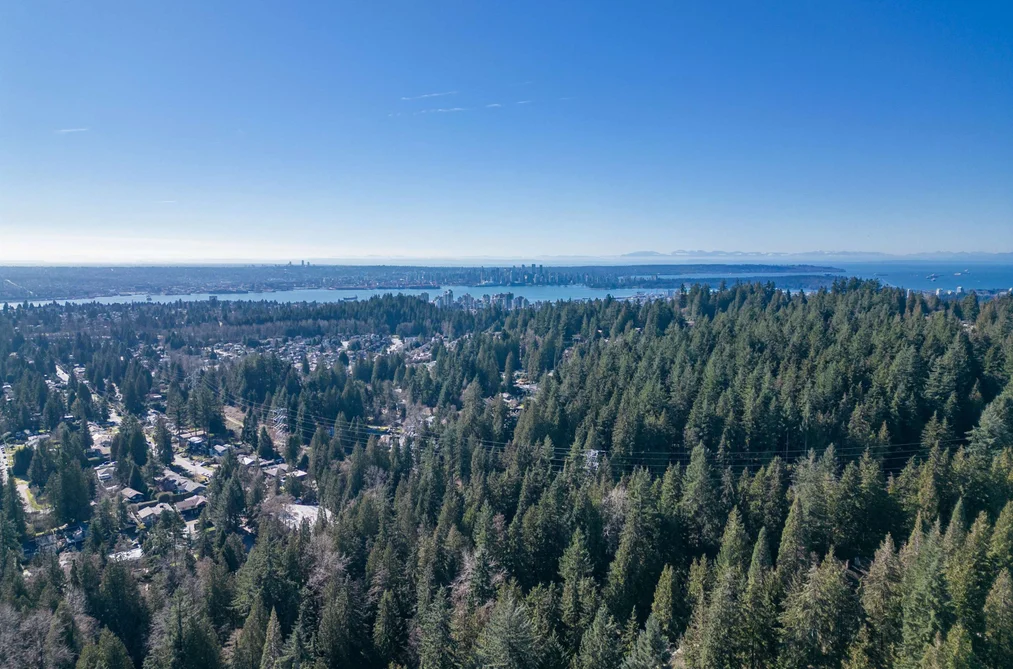 3866 MICHENER WAY, North Vancouver BC V7K 3C7, North Vancouver BC — Residential for Sale - Photo 3