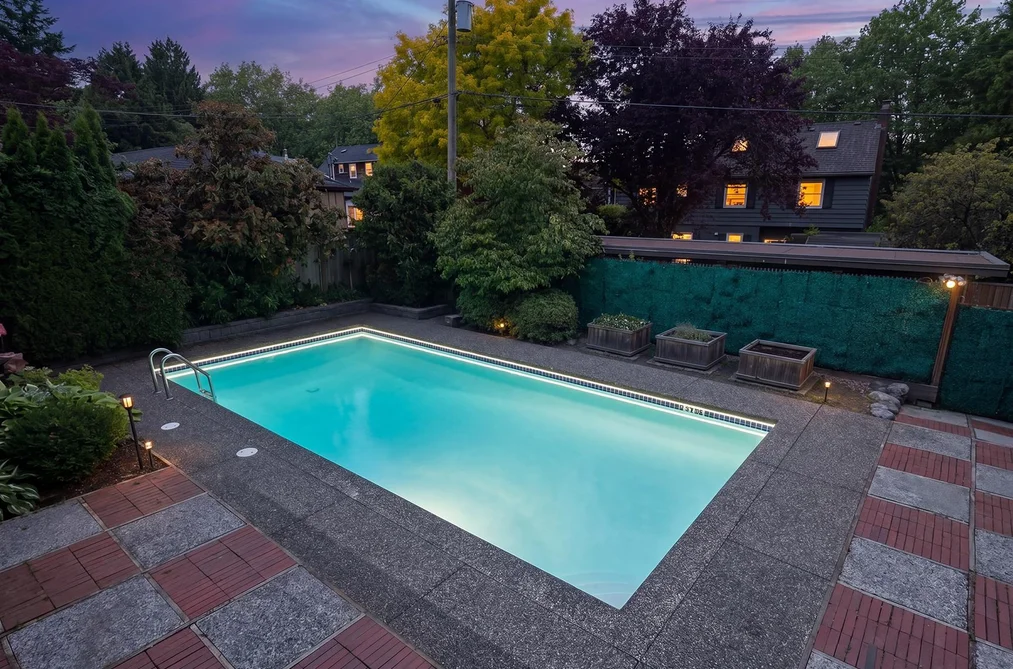3877 W BROADWAY, Vancouver BC V6R 2C2, Vancouver BC — Residential for Sale — Photo 2 of 40