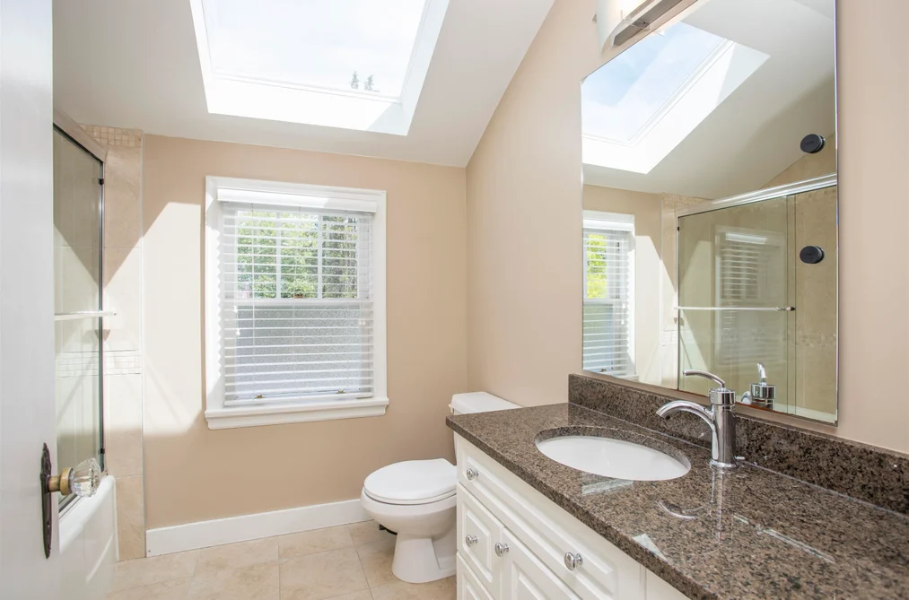 3877 W BROADWAY, Vancouver BC V6R 2C2, Vancouver BC — Residential for Sale — Photo 28 of 40