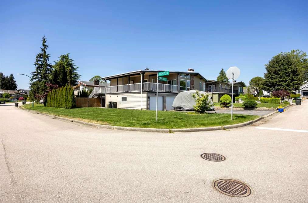 3881 EPPING COURT, Burnaby BC V5A 3H6, Burnaby BC — Residential for Sale - Photo 4