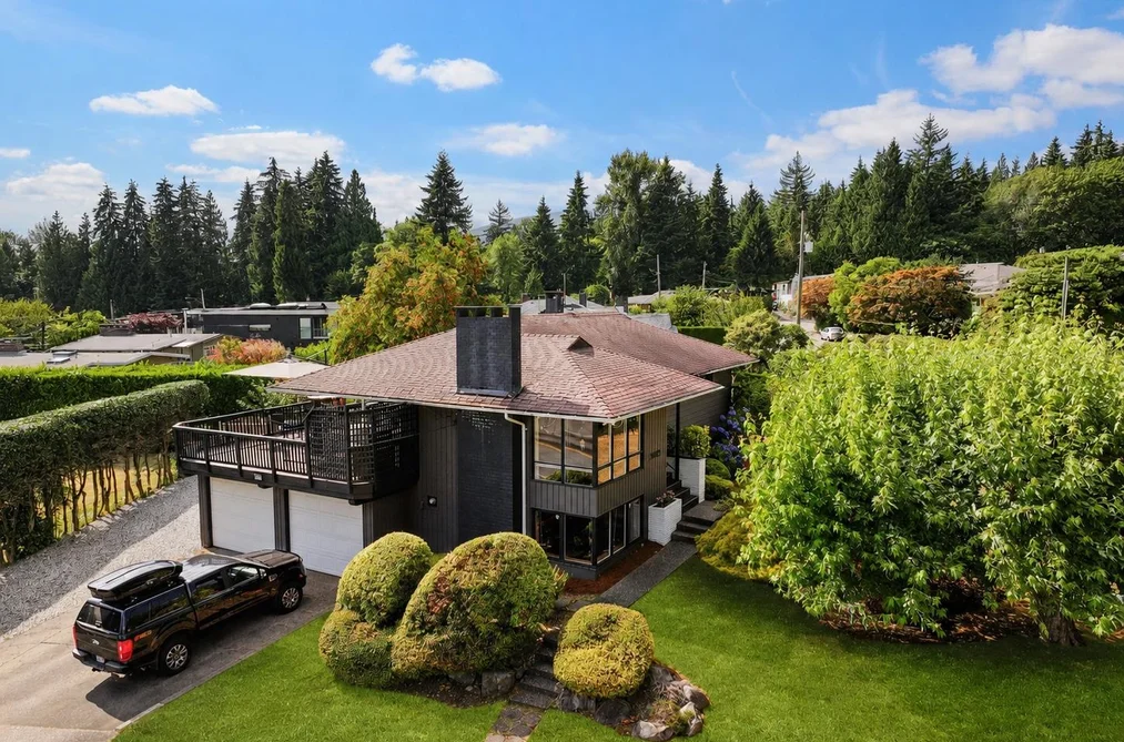 House for sale at 3883 Delbrook Avenue North Vancouver British Columbia - MLS: R3151916