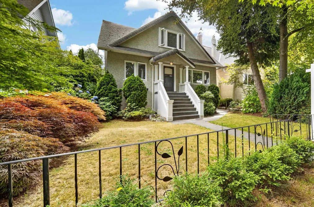 House for sale at 3884 W 20th Avenue Vancouver British Columbia - MLS: R3144927