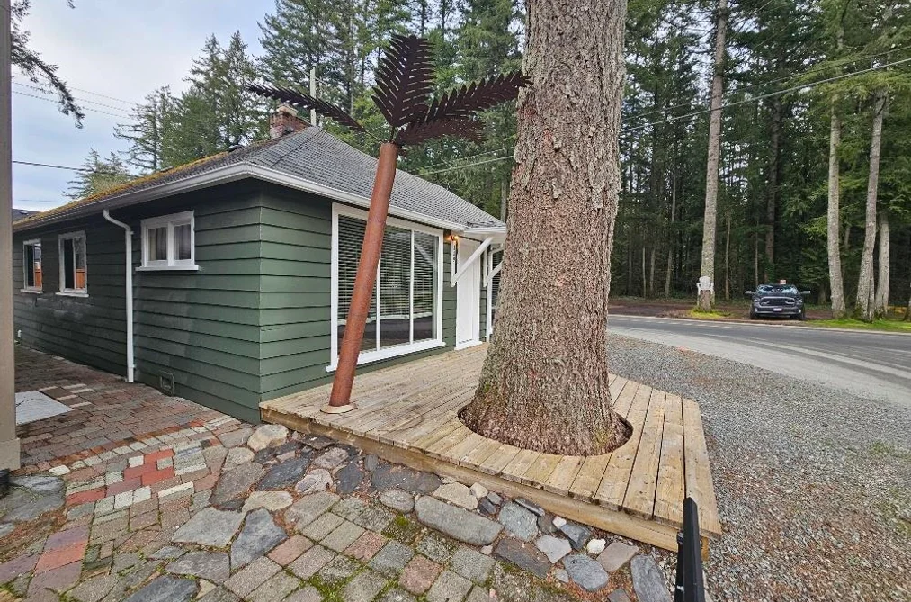 389 ALDER ST STREET, Cultus Lake BC V2R 4Z1, Cultus Lake BC — Residential for Sale - Photo 2