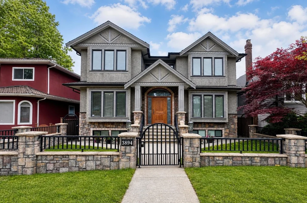 House for sale at 3894 Oxford Street Burnaby British Columbia - MLS: R3126616