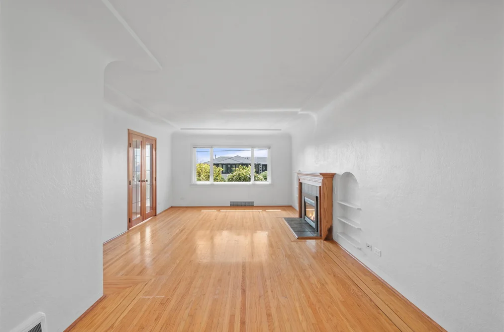 3894 SUNNYCREST DRIVE, North Vancouver BC V7R 3C8, North Vancouver BC — Residential for Sale - Photo 3