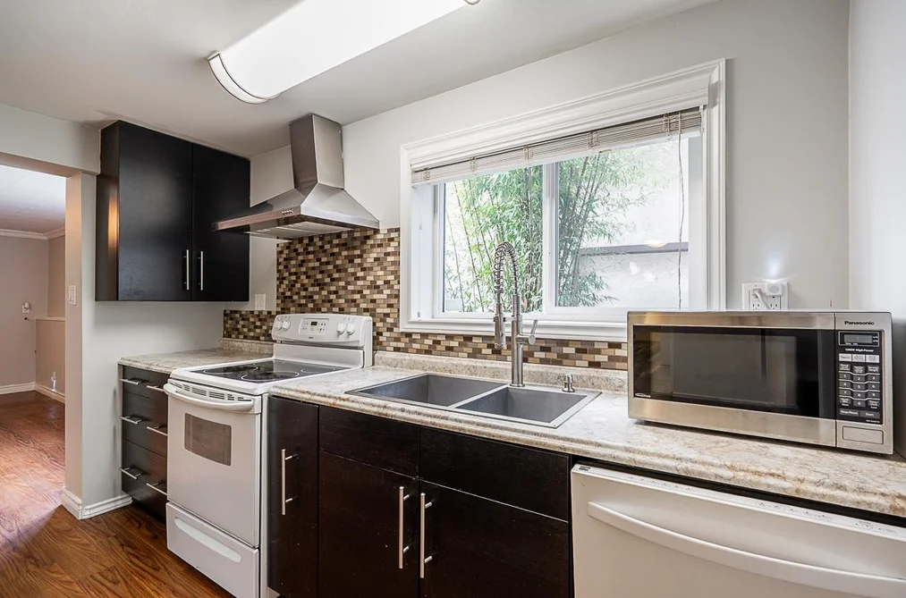3896 ELMWOOD STREET, Burnaby BC V5G 1S1, Burnaby BC — Residential for Sale — Photo 20 of 40