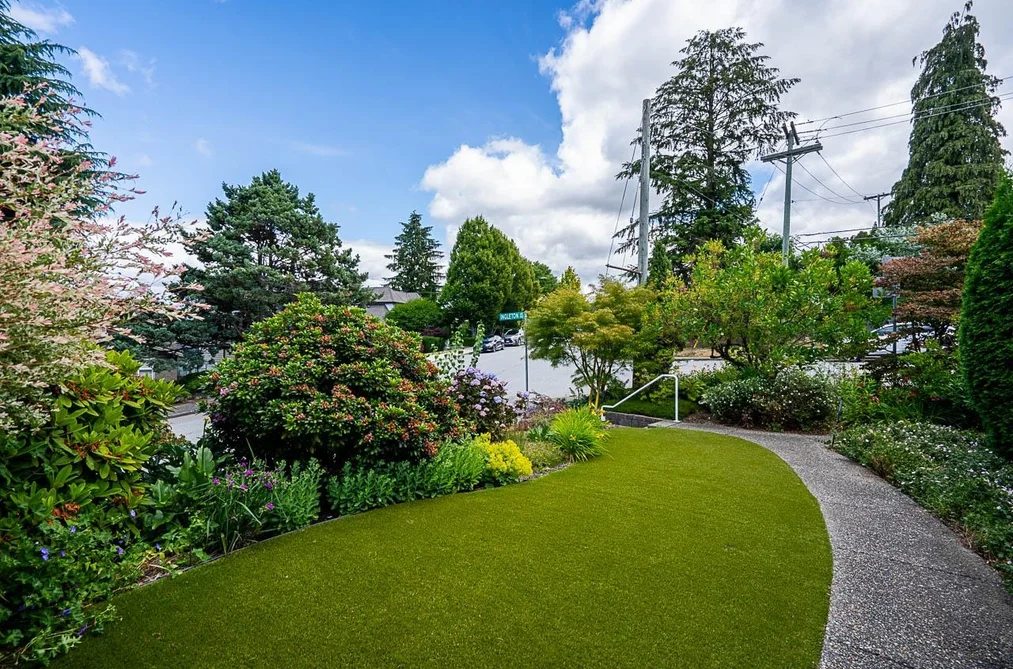 3896 ELMWOOD STREET, Burnaby BC V5G 1S1, Burnaby BC — Residential for Sale — Photo 4 of 40
