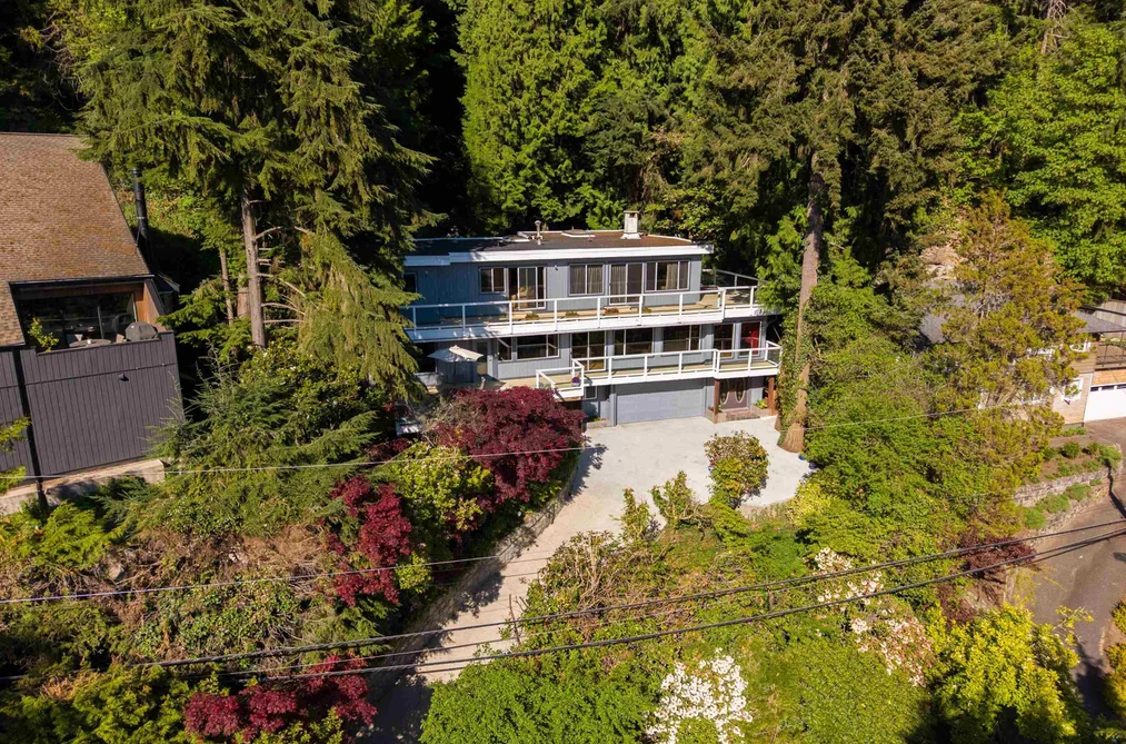 3897 BAYRIDGE AVENUE, West Vancouver BC V7V 3J3, West Vancouver BC — Residential for Sale - Photo 2