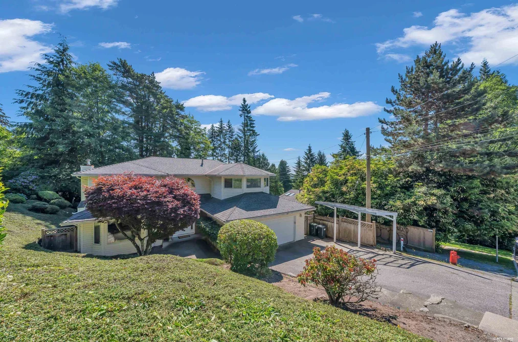 House for sale at 3898 Fromme Road North Vancouver British Columbia - MLS: R3140043
