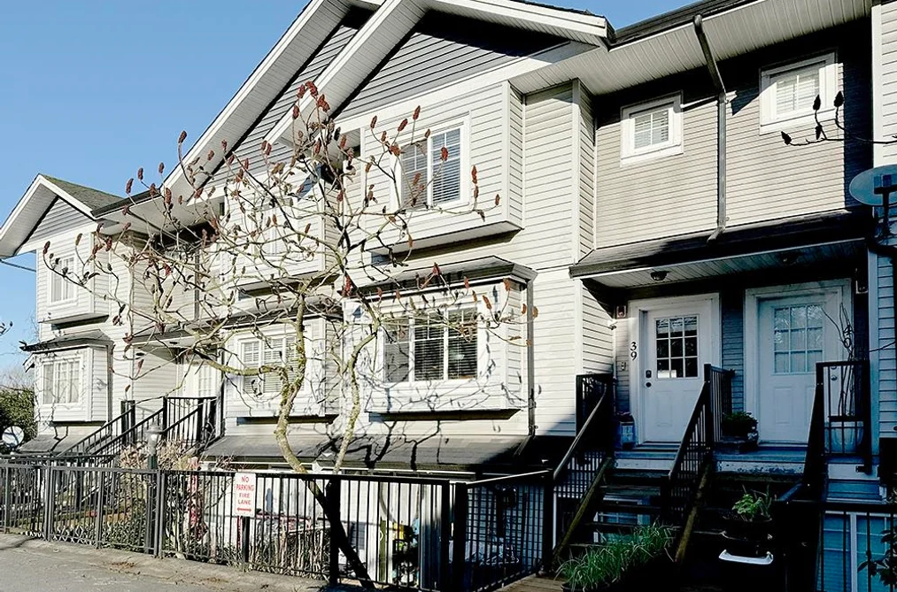 39 11255 132 STREET, Surrey BC V3R 4R3, Surrey BC — Residential for Sale - Photo 2