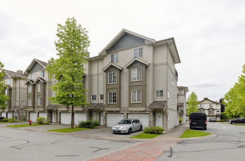 Townhouse for sale at 39 14855 100 Avenue Surrey British Columbia - MLS: R3096100